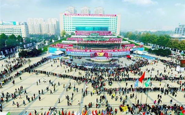 糖心vlog下载.jpg 萊(lái)工.jpg